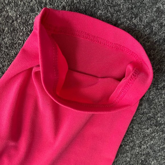 Hot Pink Top - Size M - Connected Apparel brand - Picture 7 of 8